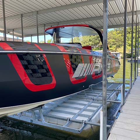 20,000 lb lift with cigarette boat