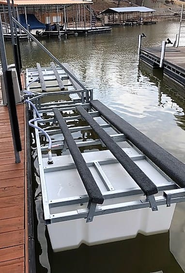 Econo Lift installation at Lake of the Ozarks