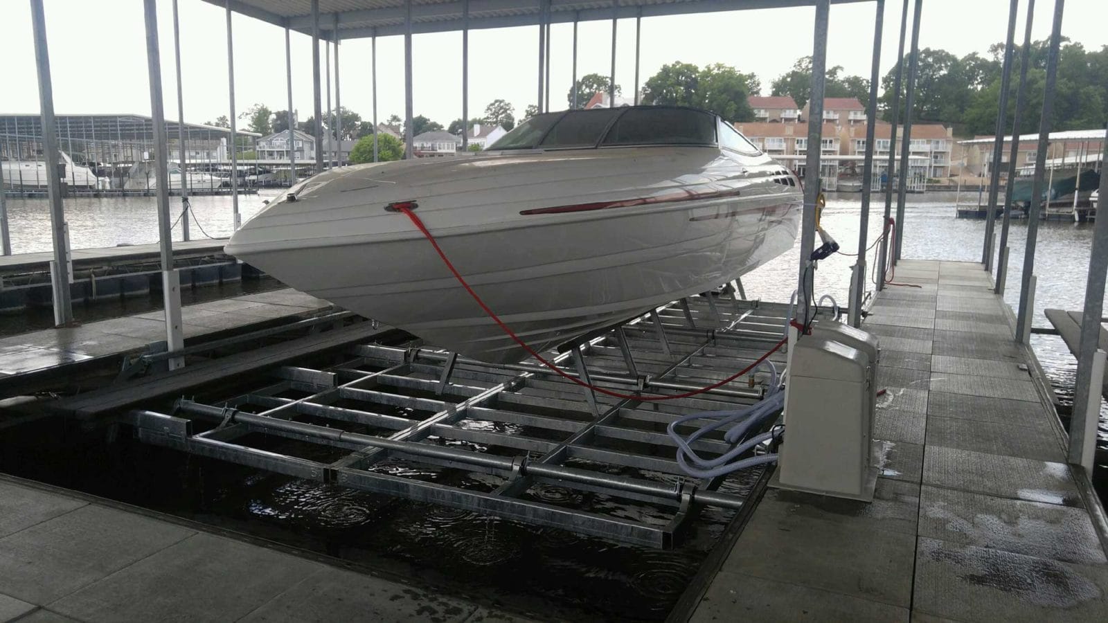 Econo Lift installation at Lake of the Ozarks