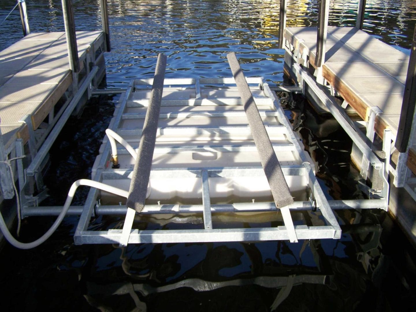 Econo Lift installation at Lake of the Ozarks