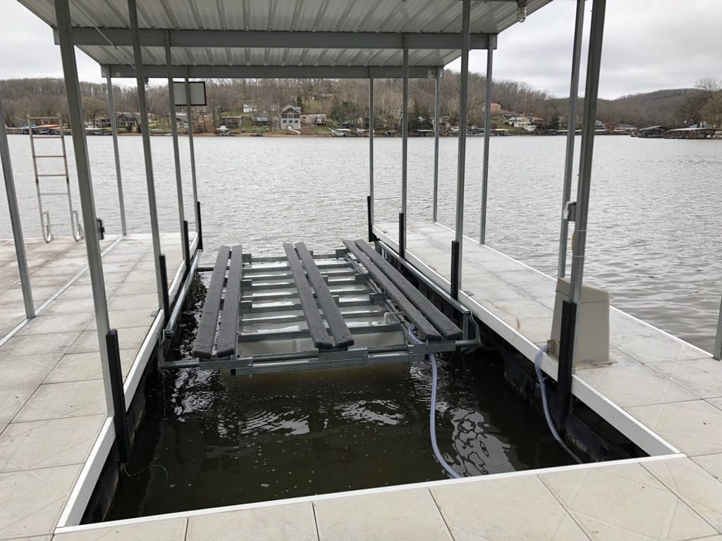 Econo Lift installation at Lake of the Ozarks