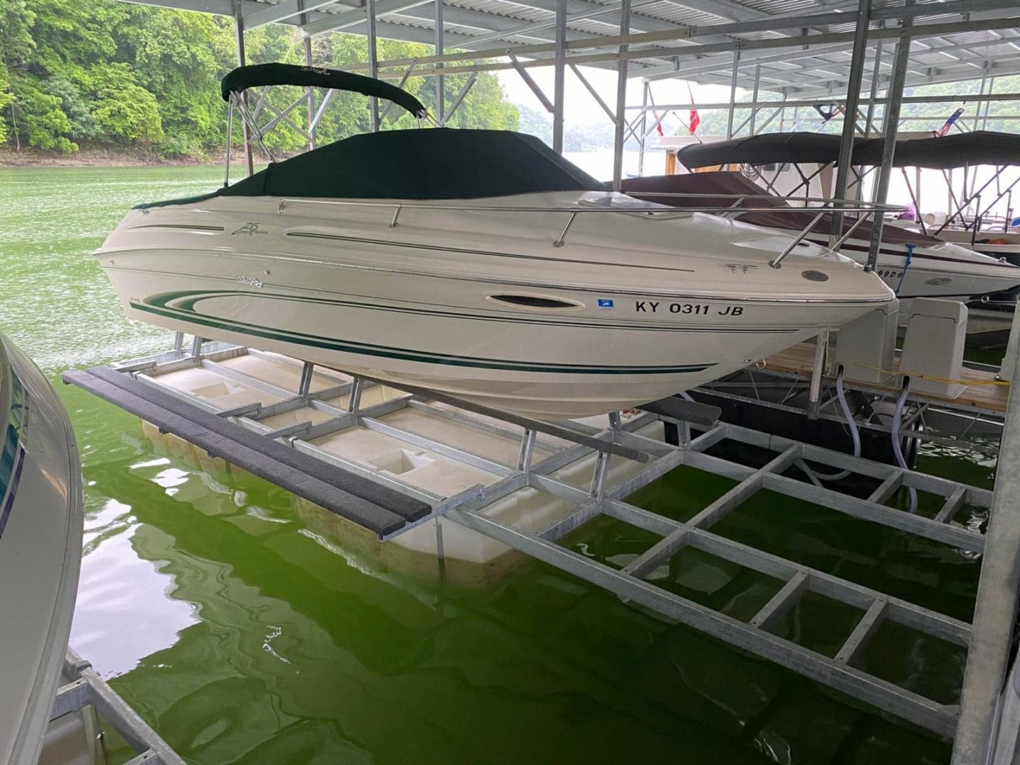 Econo Lift installation at Lake of the Ozarks