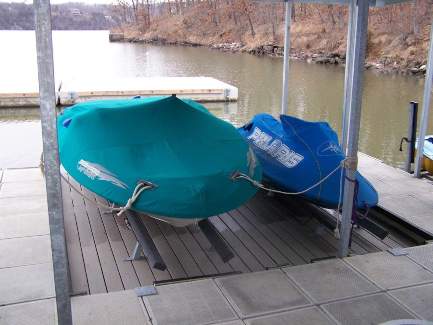 Econo Lift installation at Lake of the Ozarks