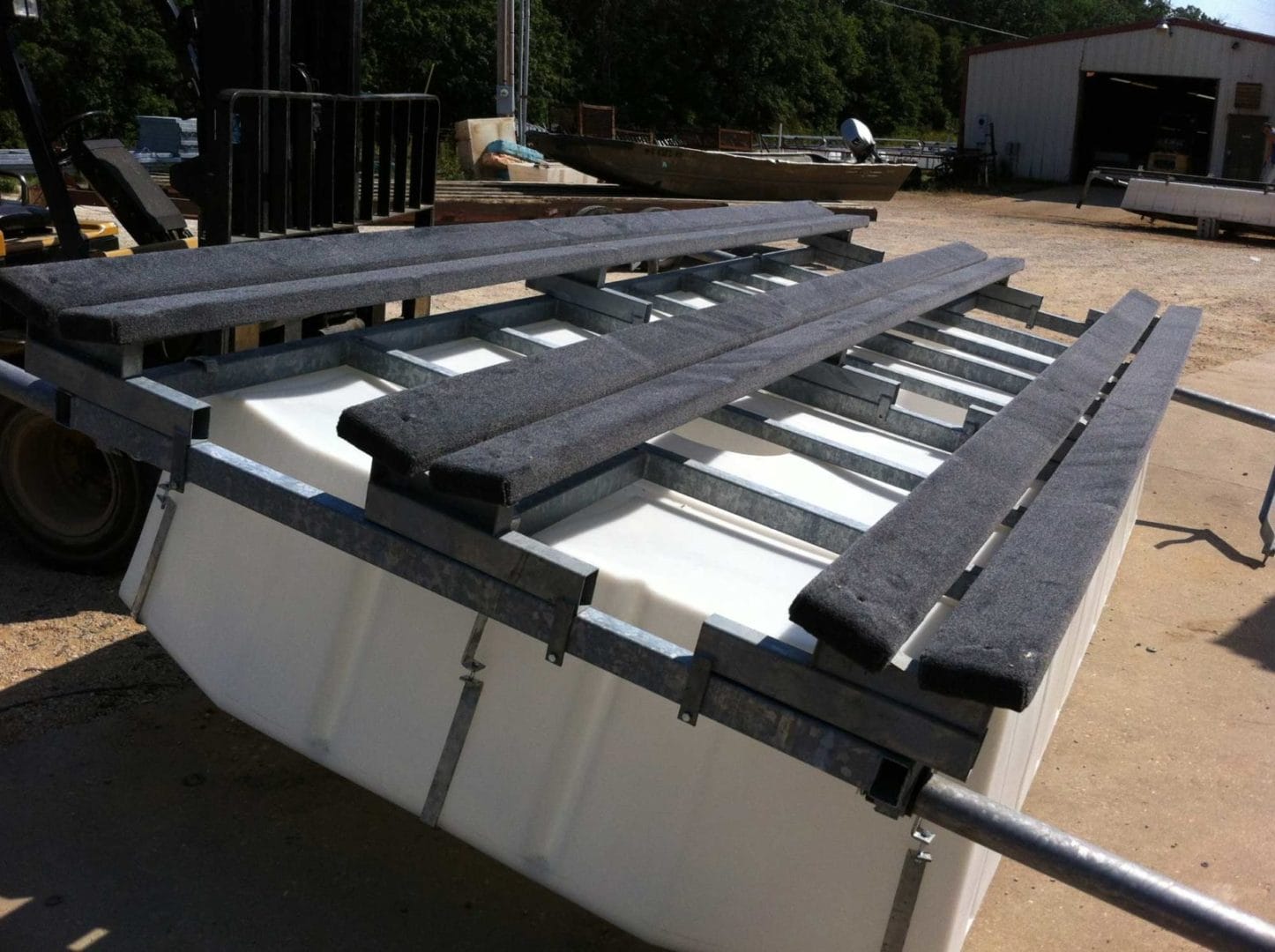 Econo Lift installation at Lake of the Ozarks