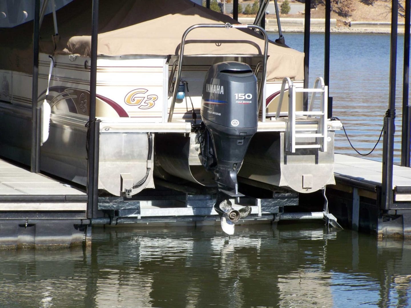 Econo Lift installation at Lake of the Ozarks