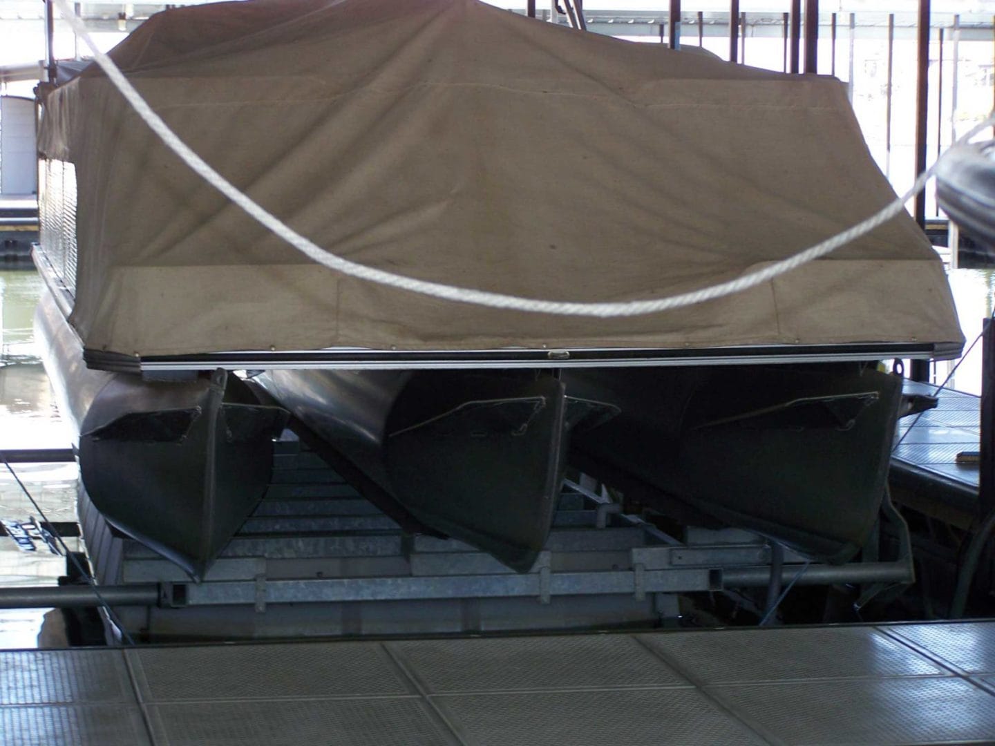 Econo Lift installation at Lake of the Ozarks