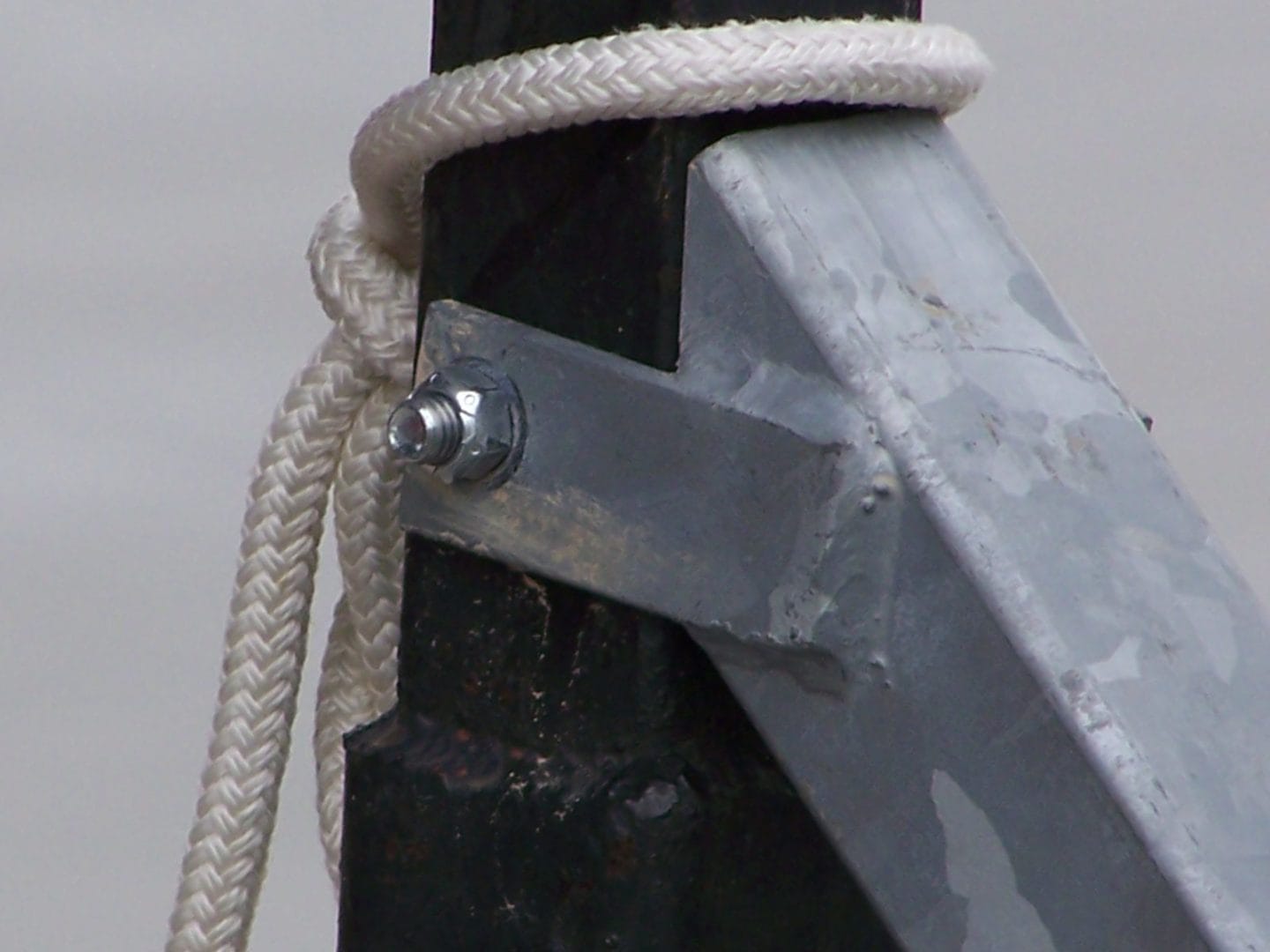 Econo Lift installation at Lake of the Ozarks