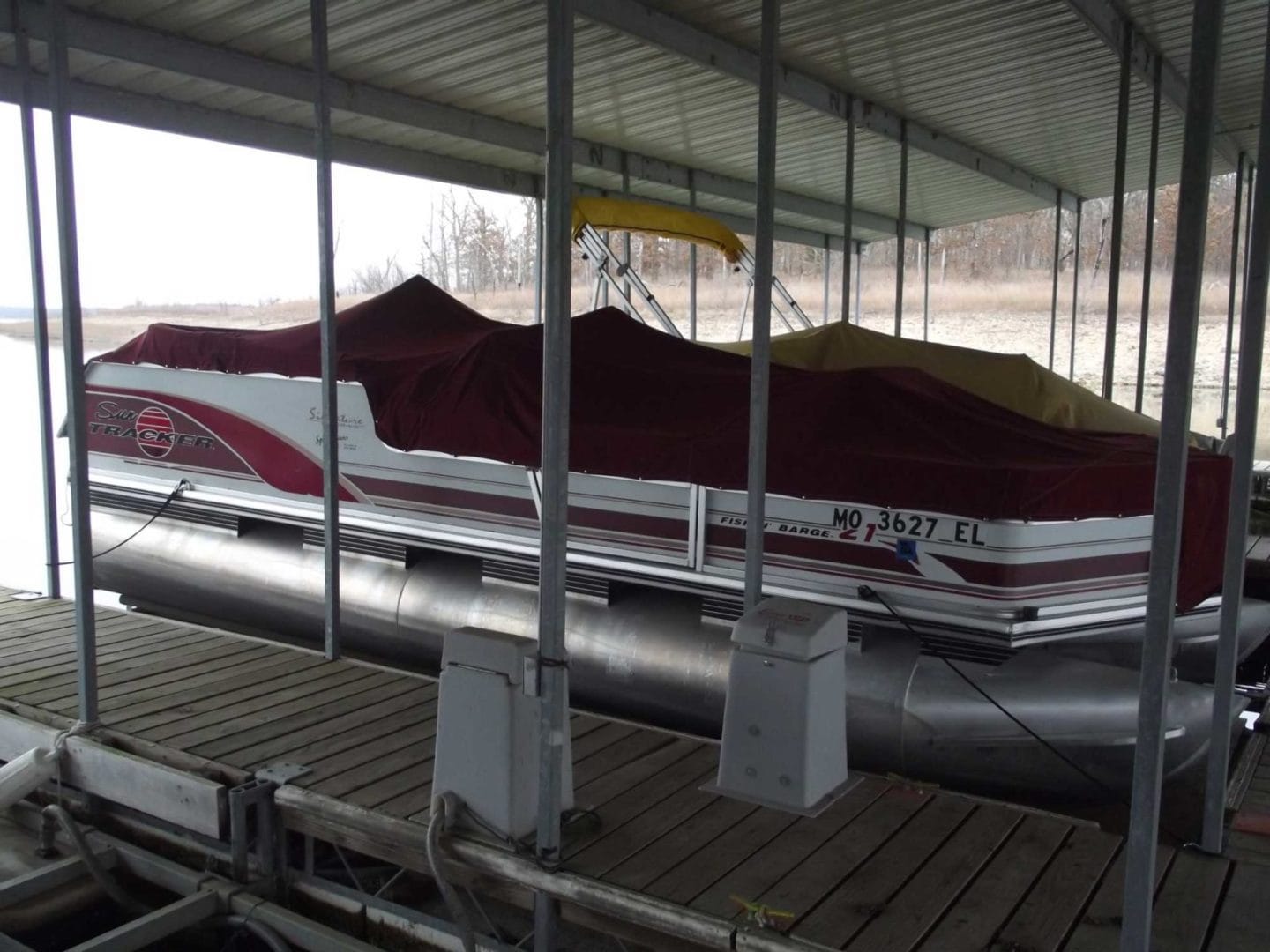 Econo Lift installation at Lake of the Ozarks