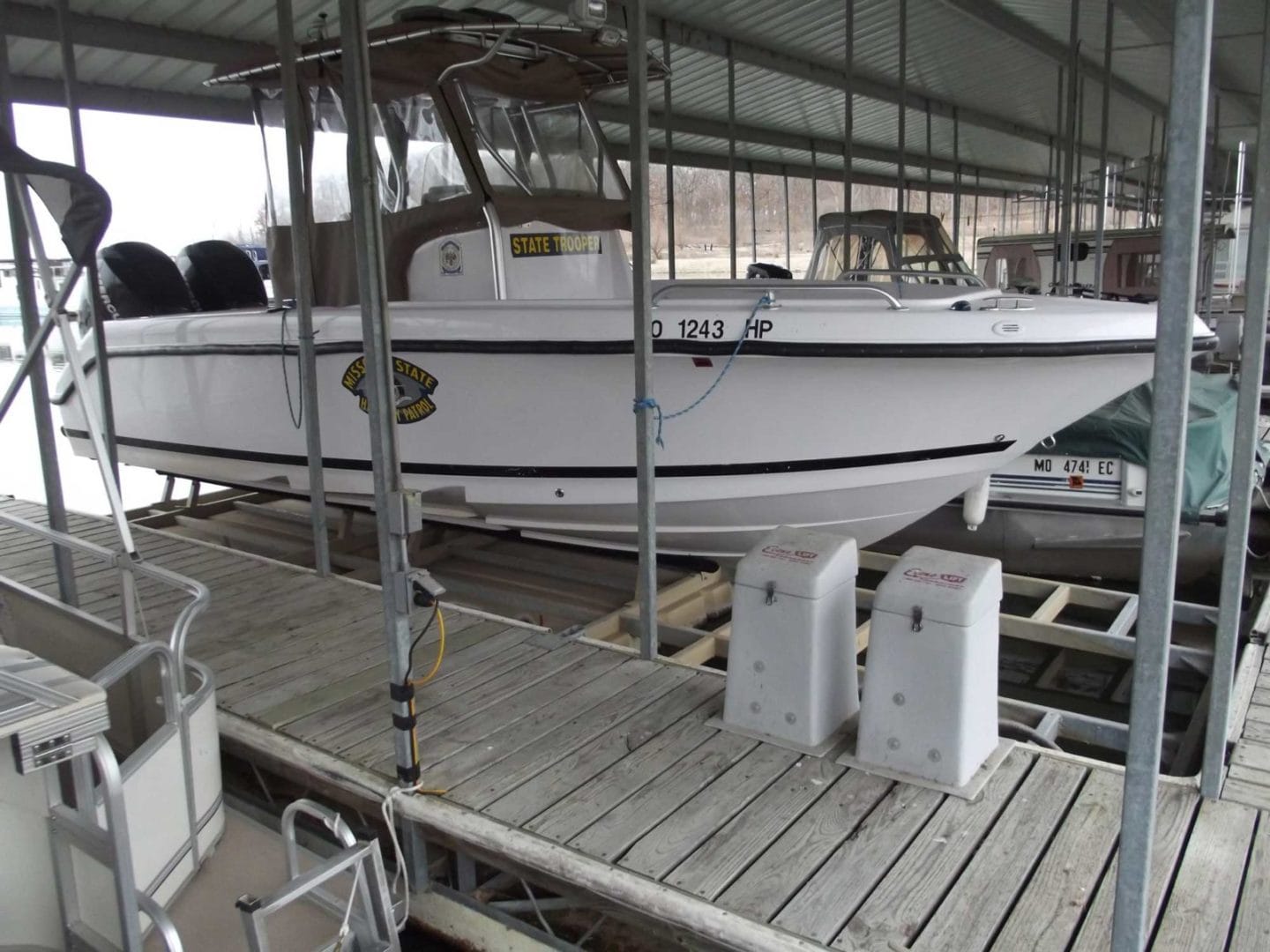 Econo Lift installation at Lake of the Ozarks