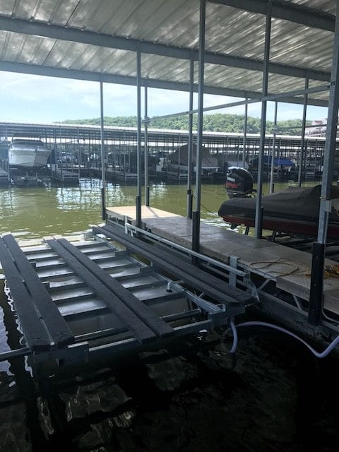 Econo Lift installation at Lake of the Ozarks