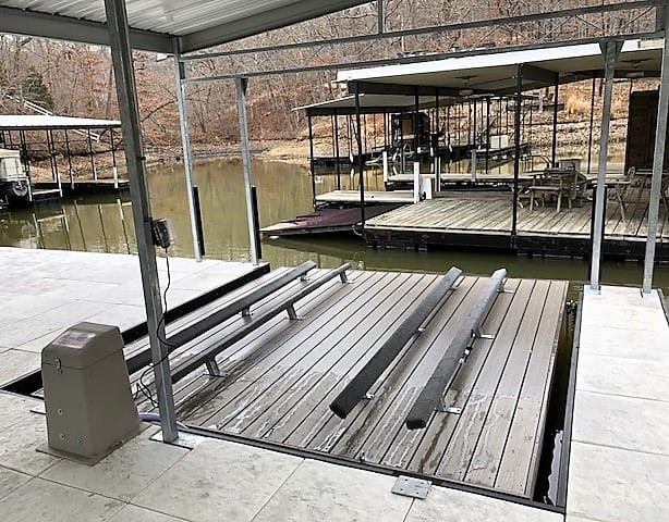 4500 lb personal watercraft boat lift