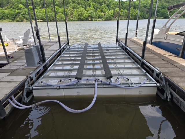 Econo Lift Draft 10,000 lb — Shallow Water Side Mount
