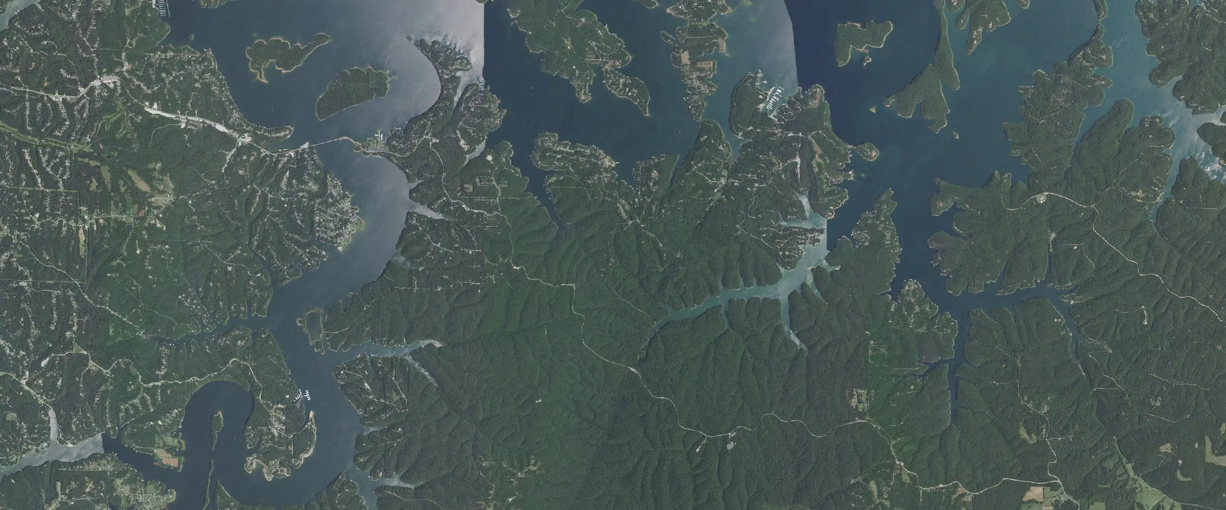 Aerial view of Beaver Lake (USGS imagery)