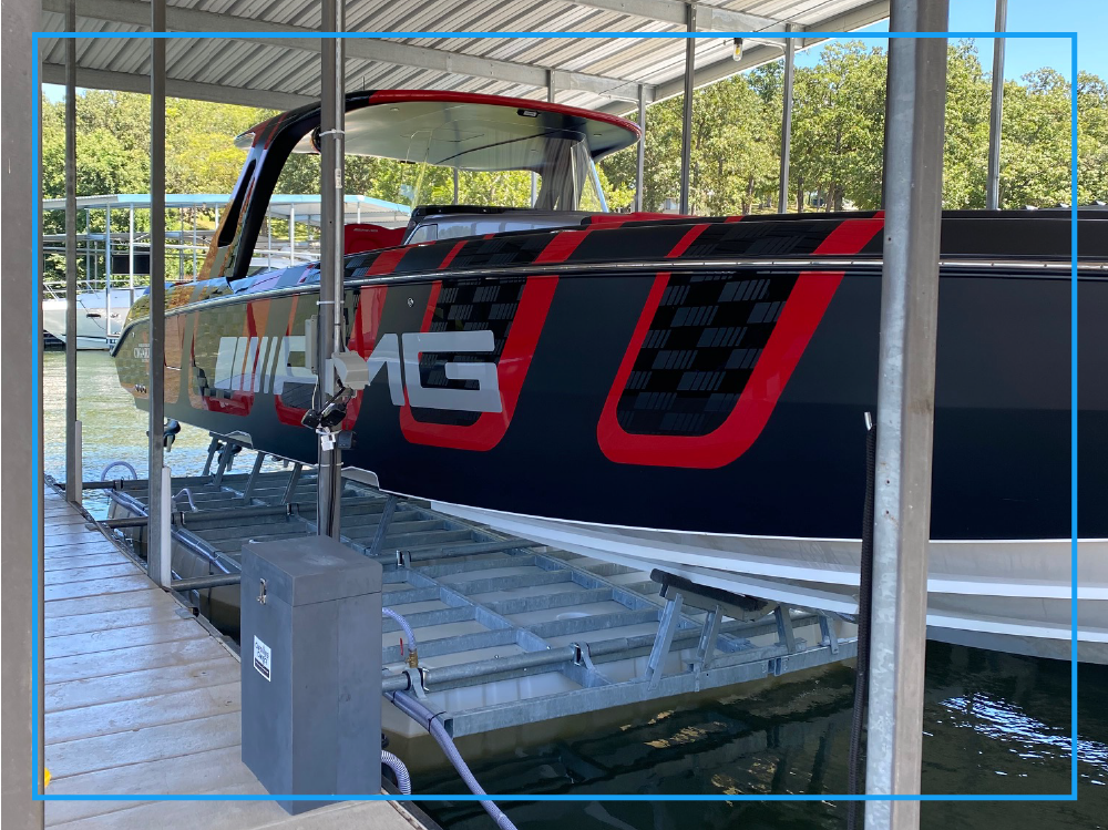 Boat With Outline Web