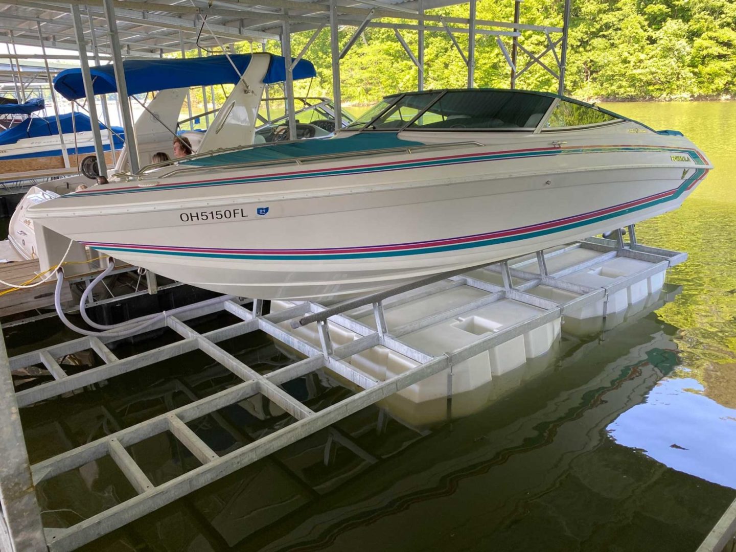 How Does a Boat Lift Work? Learn How To Operate Your Lift Econo Lift